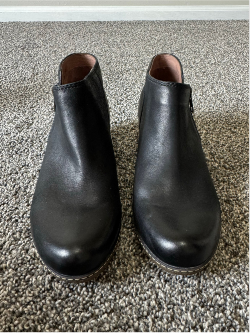Women's Dansko Black Leather Leyla Booties Size 38/7.5 - Picture 3 of 11